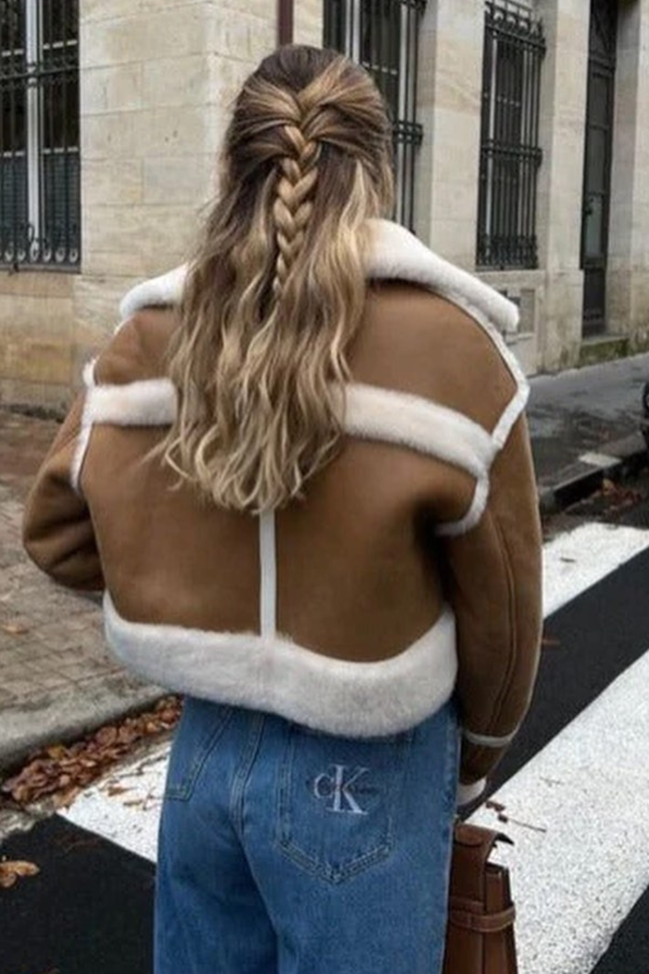 Jaqueta Cropped - Avelã